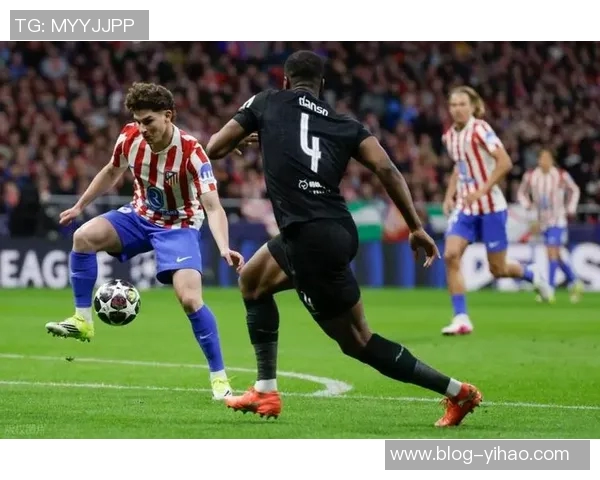 略伦特称赞阿尔瓦雷斯表现出色无需改变球荒困扰球队亟待解决